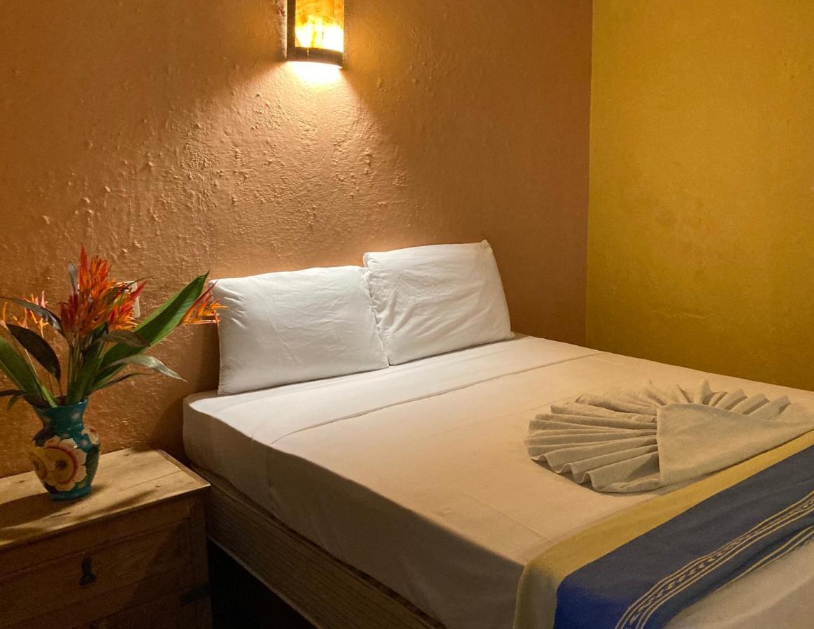 Hotel Arcoiris Puerto Escondido  Extérieur photo